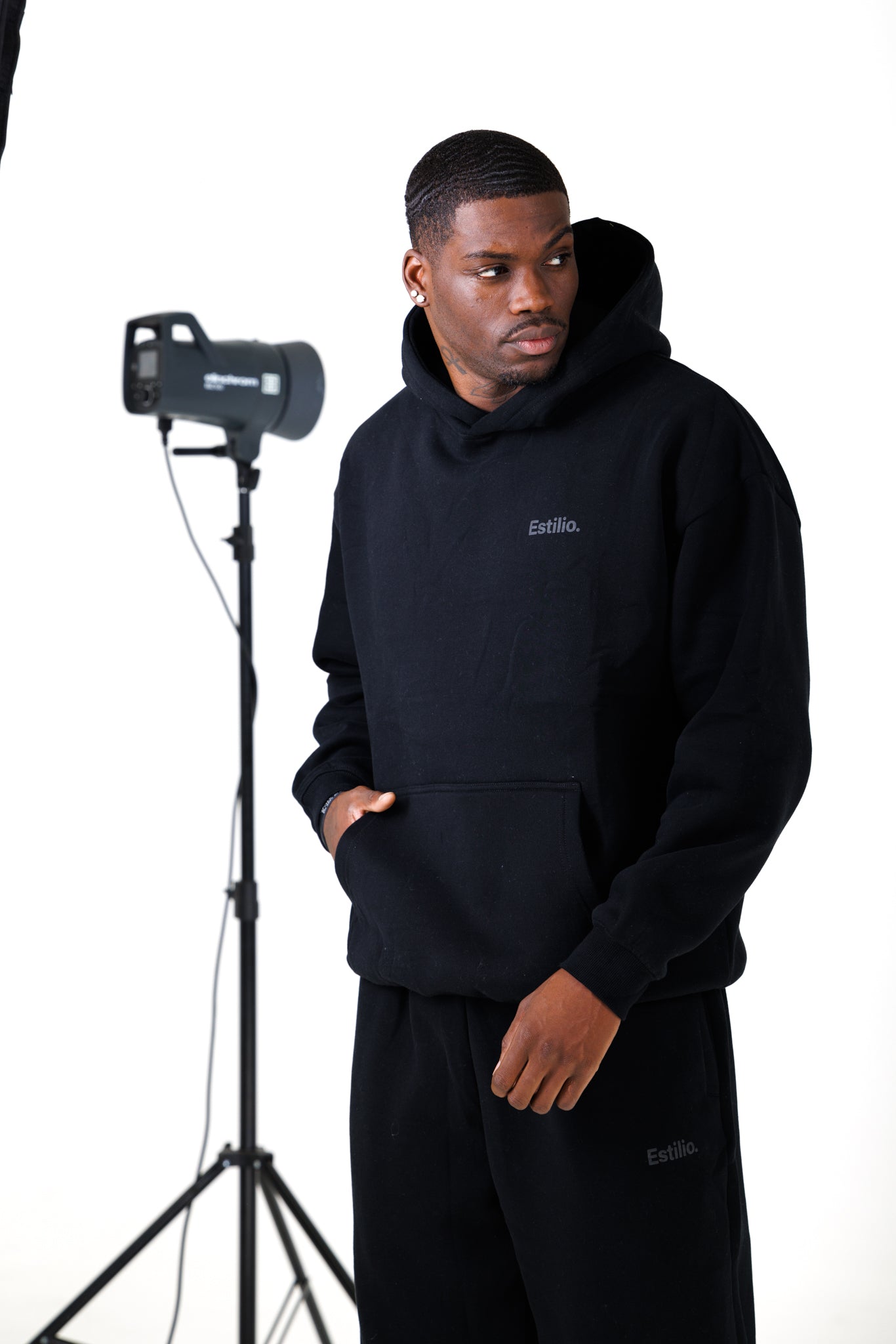 'Central' Hoodie - Black
