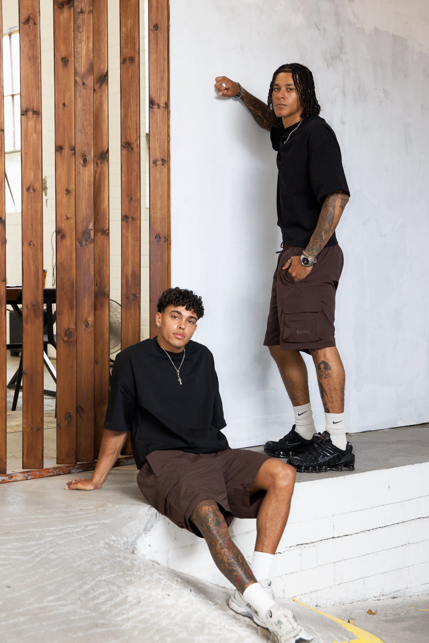 The Crop Tee - Black