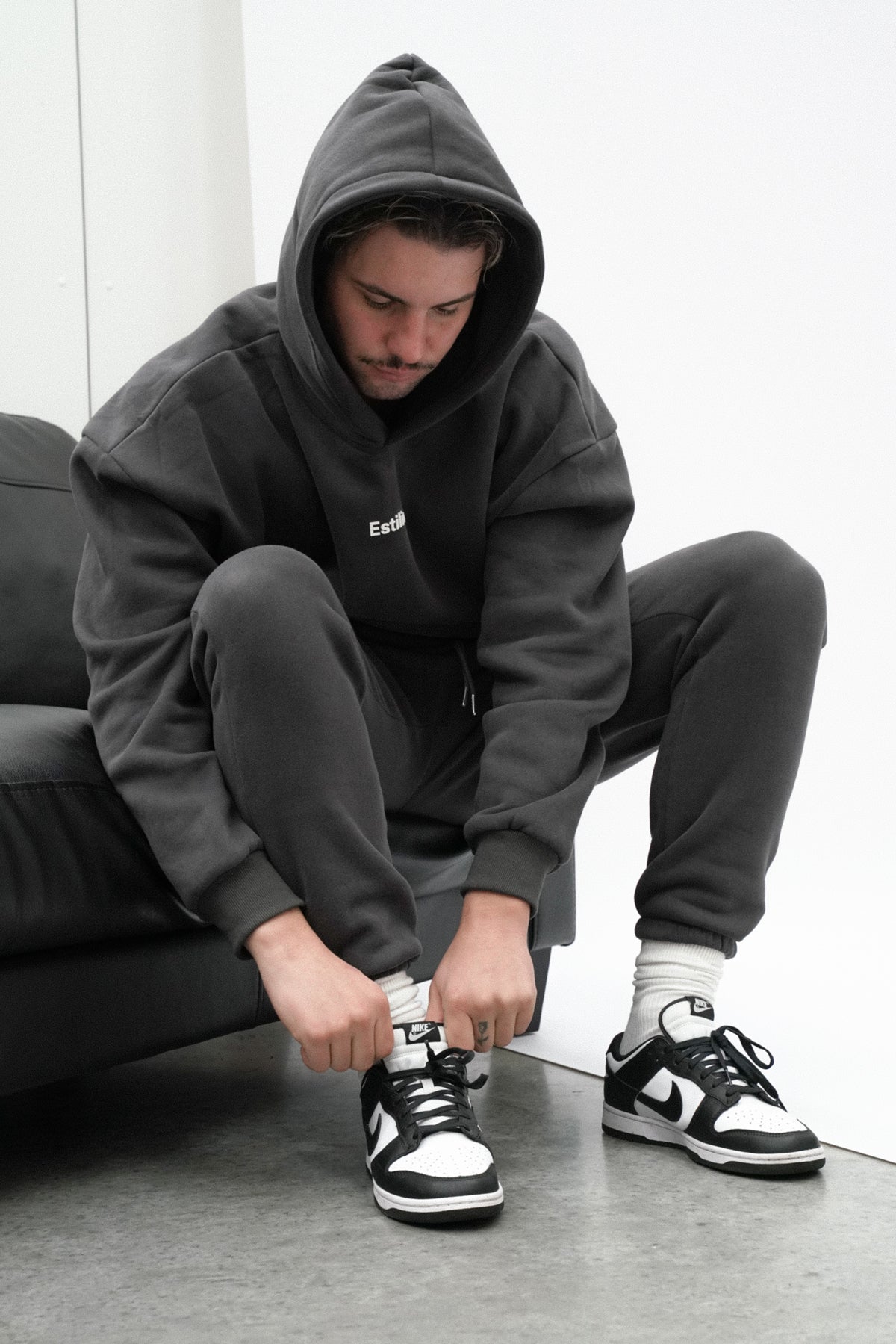 'Bais' Hoodie - Charcoal