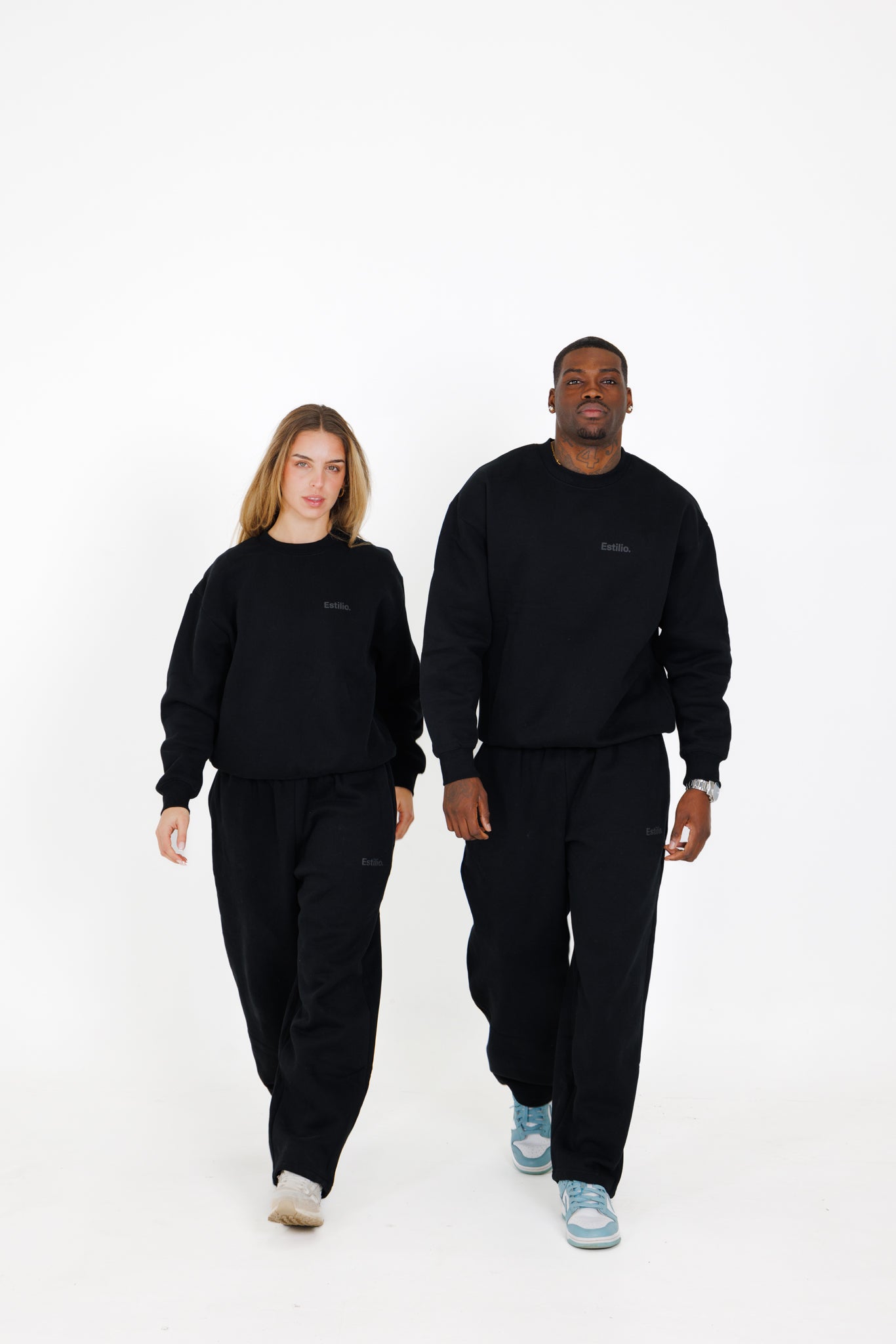 'Central' Crewneck - Black