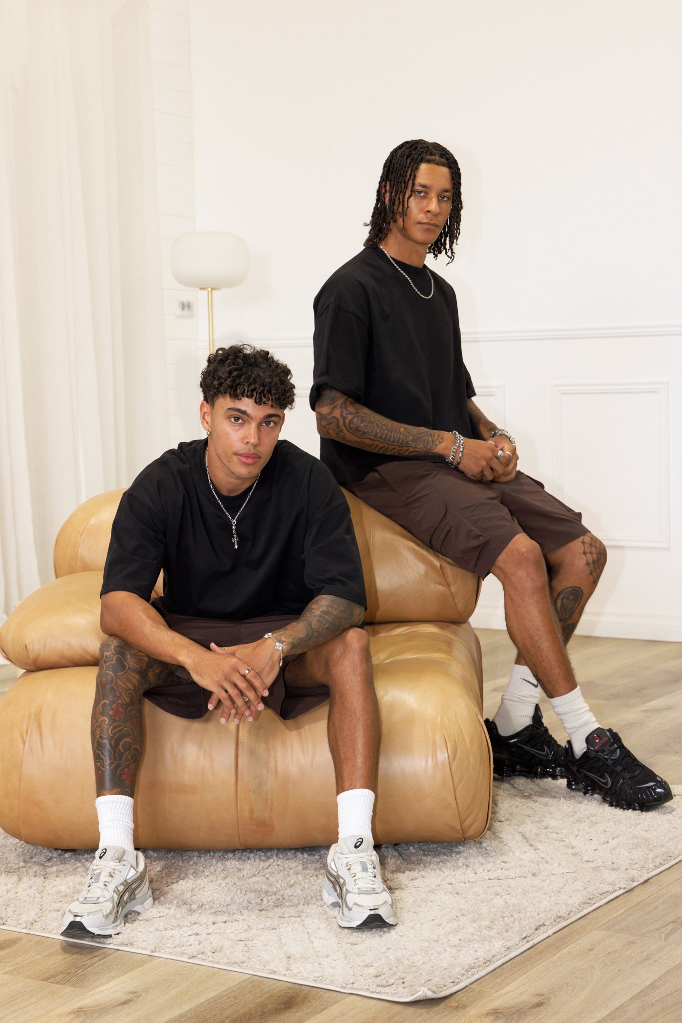 The Crop Tee - Black